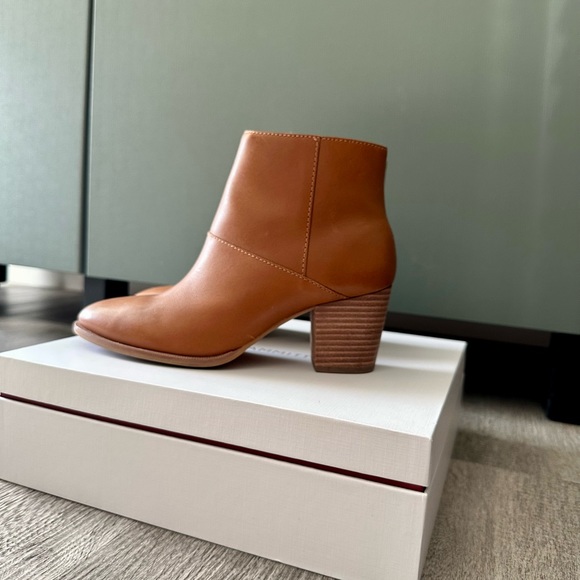 Leather Ankle Boots: Madewell Mira Side Seam Ankle Boot in English Saddle - Picture 1 of 5